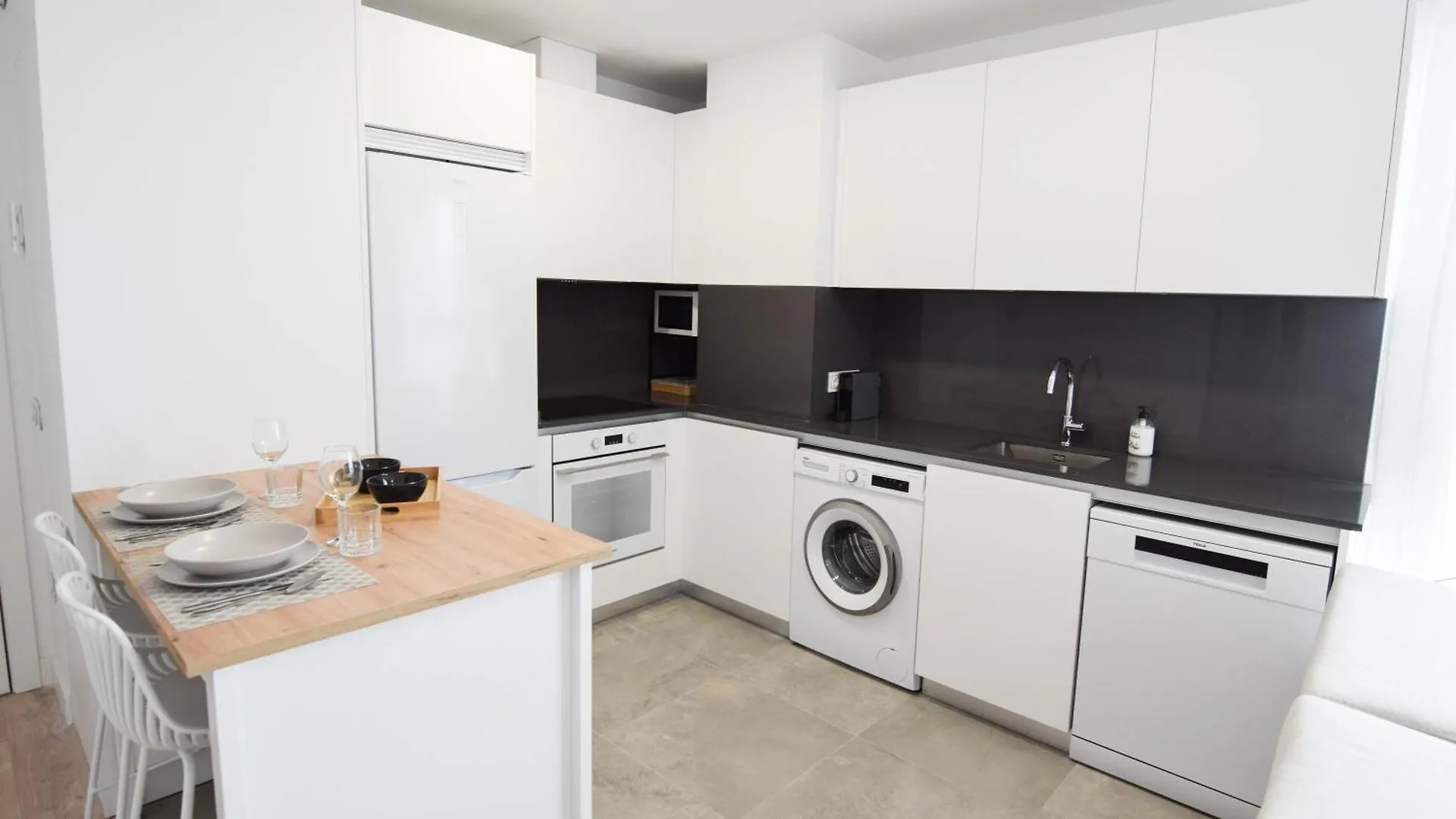 Letplanet Martiricos Sky Apartment Malaga